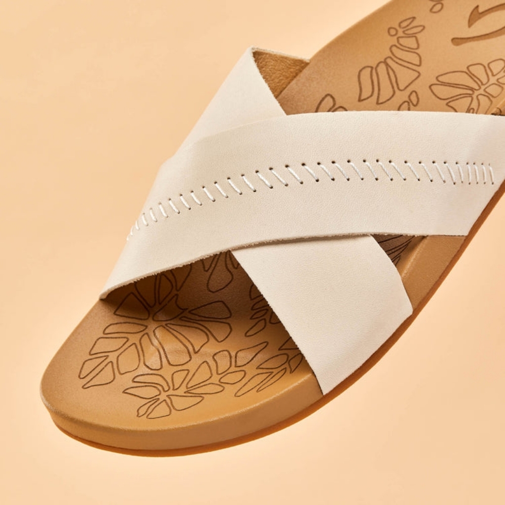 OluKai Kīpe‘a ‘Olu Leather Sandals